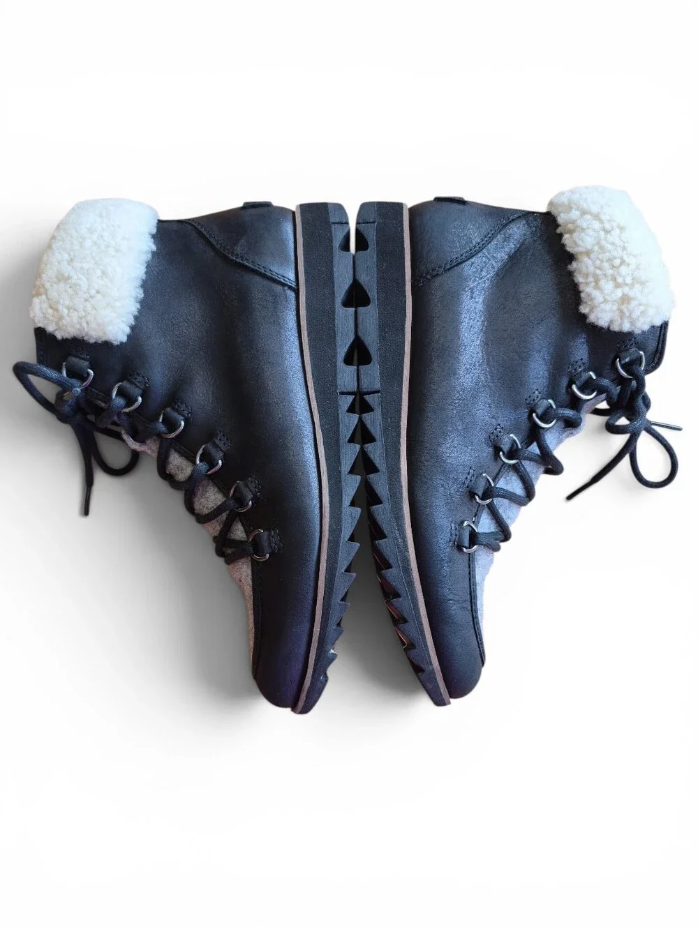 Sorel these hegar